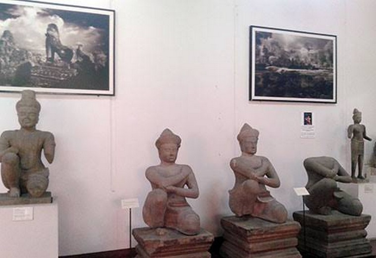 Bảo Tàng Quốc Gia Phnom Penh Lưu Giữ Gì? Cổ Vật Khmer Và Lưu Ý Tham Quan