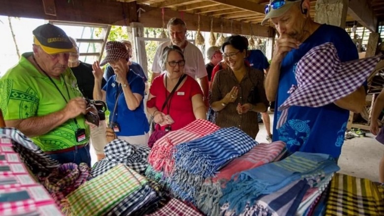 Chợ Cũ Old Market Siem Reap Bán Gì Đáng Mua? Đặc Sản, Quà Và Mẹo Mặc Cả