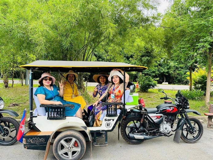 Đi Campuchia Một Mình Có Ổn Không? Kinh Nghiệm Solo Và Mẹo Di Chuyển