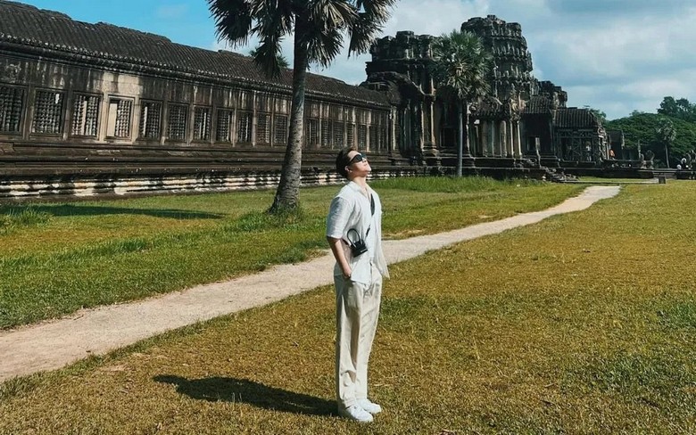 Đi Campuchia Mặc Gì Vừa Mát Vừa Hợp Khi Vào Đền? Gợi Ý Trang Phục theo mùa và Lưu Ý